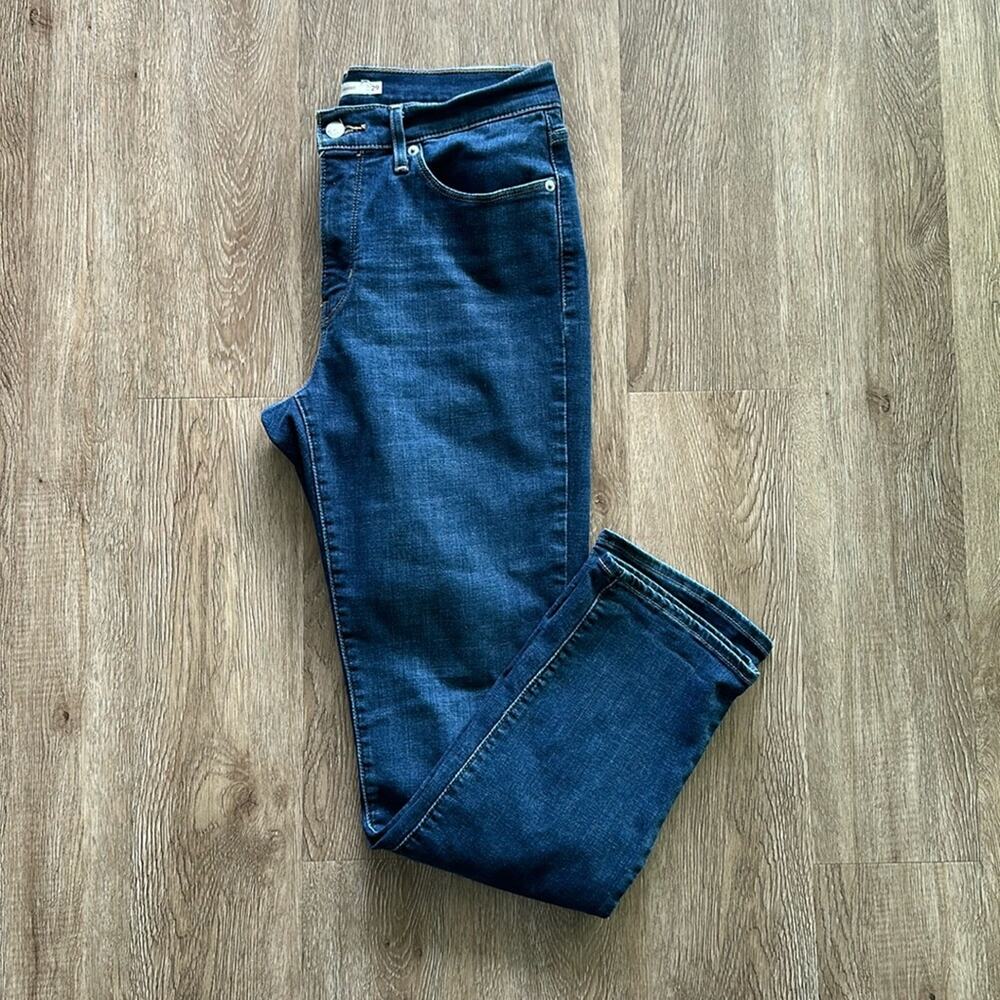 Levi's Classic Straight Jeans Dark Wash‎ Size 29